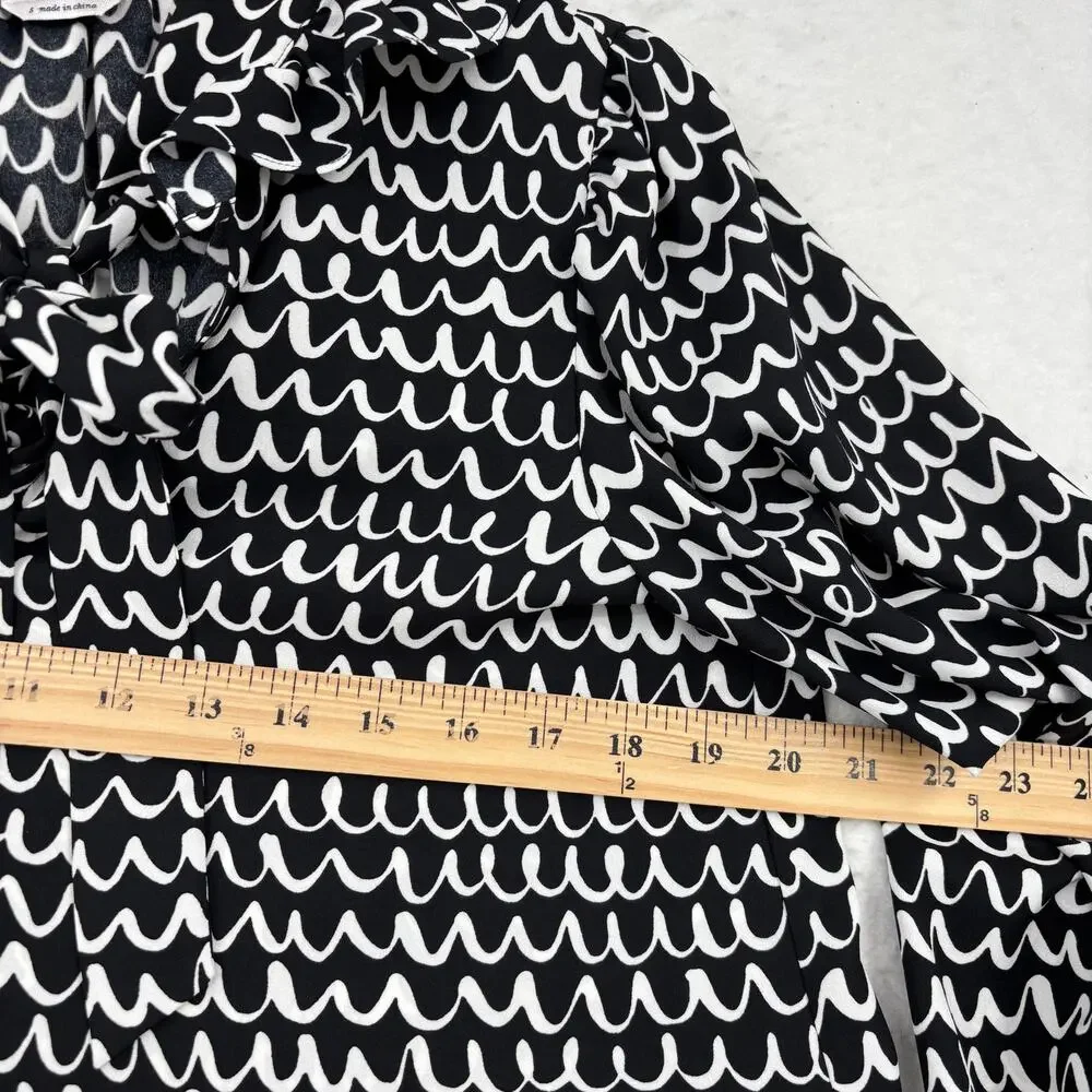 Kate Spade Pop Scallop Blouse Top Size S Black White Print Ruffle Tie Neck